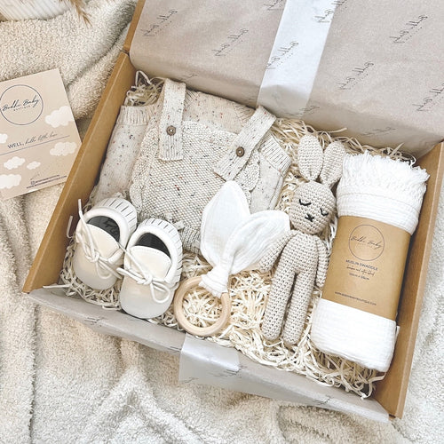 Baby Gift Box, Personalized Gift, Gender Neutral Baby Gift Set, Baby Shower Gift Box, Newborn Gift, Baby Boy/girl Gift, Welcome - Etsy